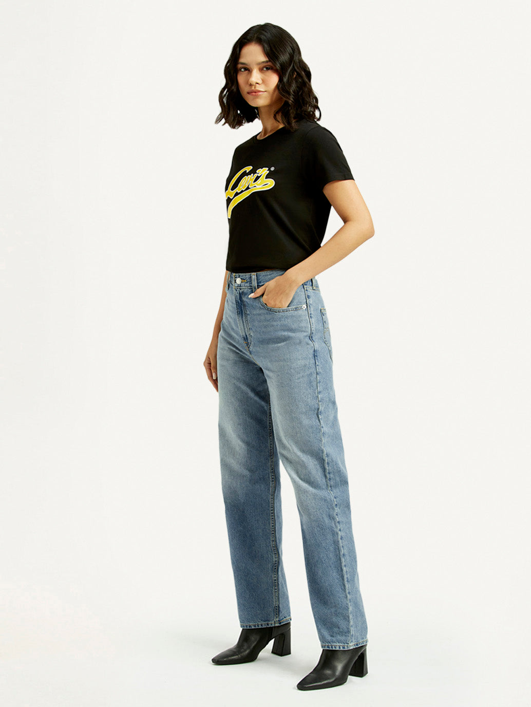 Women's Light Blue Ribcage Straight Fit High Rise Jeans