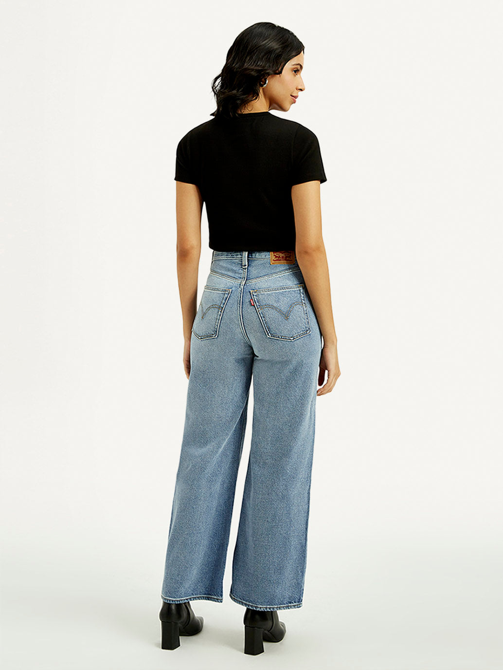 Women's Light Indigo Ribcage Wide Leg Fit High Rise Jeans