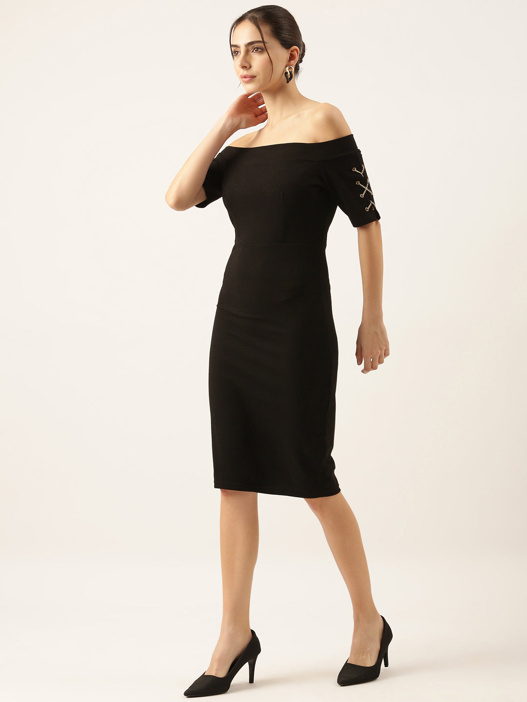 Women's Black Solid Off-Shoulder Sheath Dress