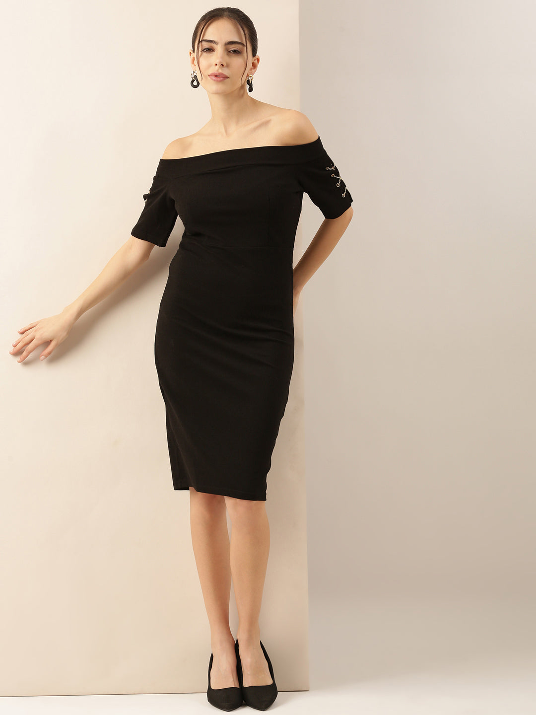 Women's Black Solid Off-Shoulder Sheath Dress