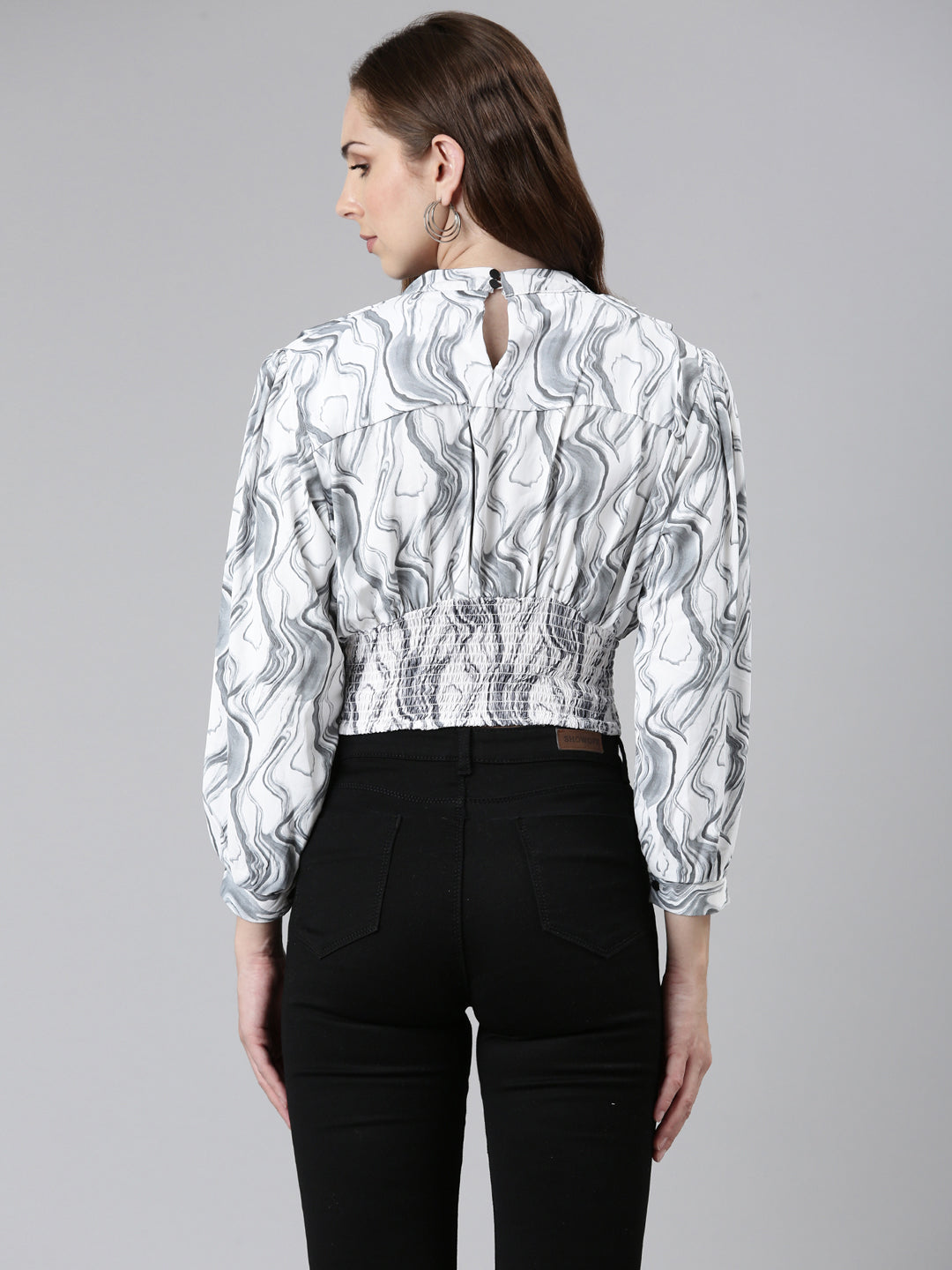 Women's Grey Abstract Printed Keyhole Neck Cinched Waist Crop Top