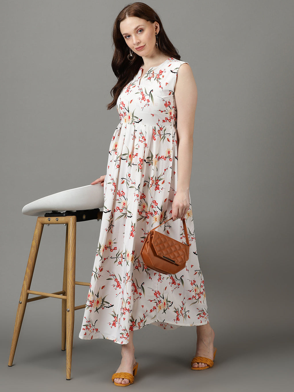 Women's White Floral Printed Notched Neck Gathered Fit & Flare Maxi Dress