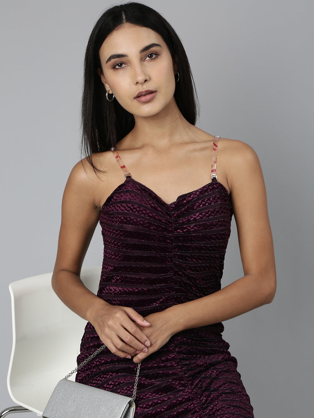 Women's Purple Self Design Sweetheart Neck Velvet Sheath Midi Dress