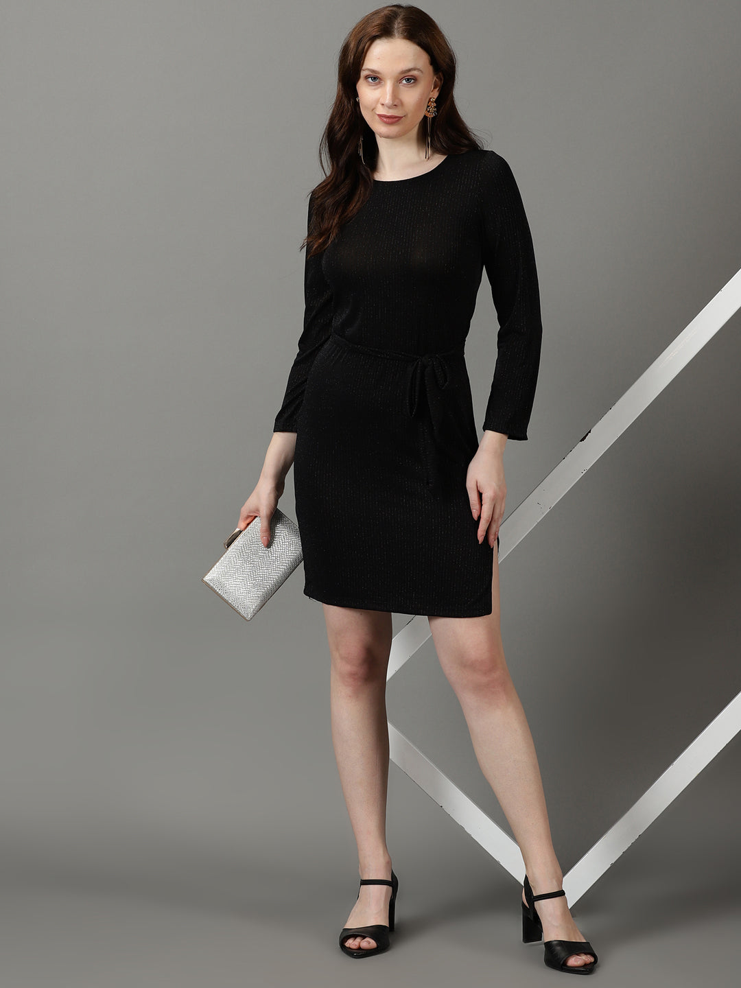 Women's Black Striped Sparkly Round Neck Sheath Dress