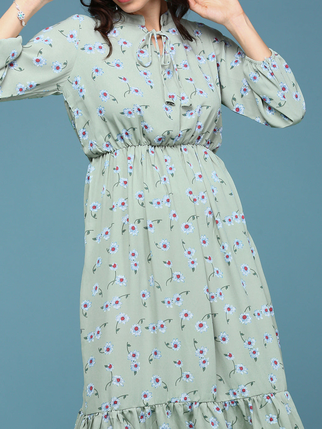 Women's Green Floral Tie-Up Neck A-Line Dress