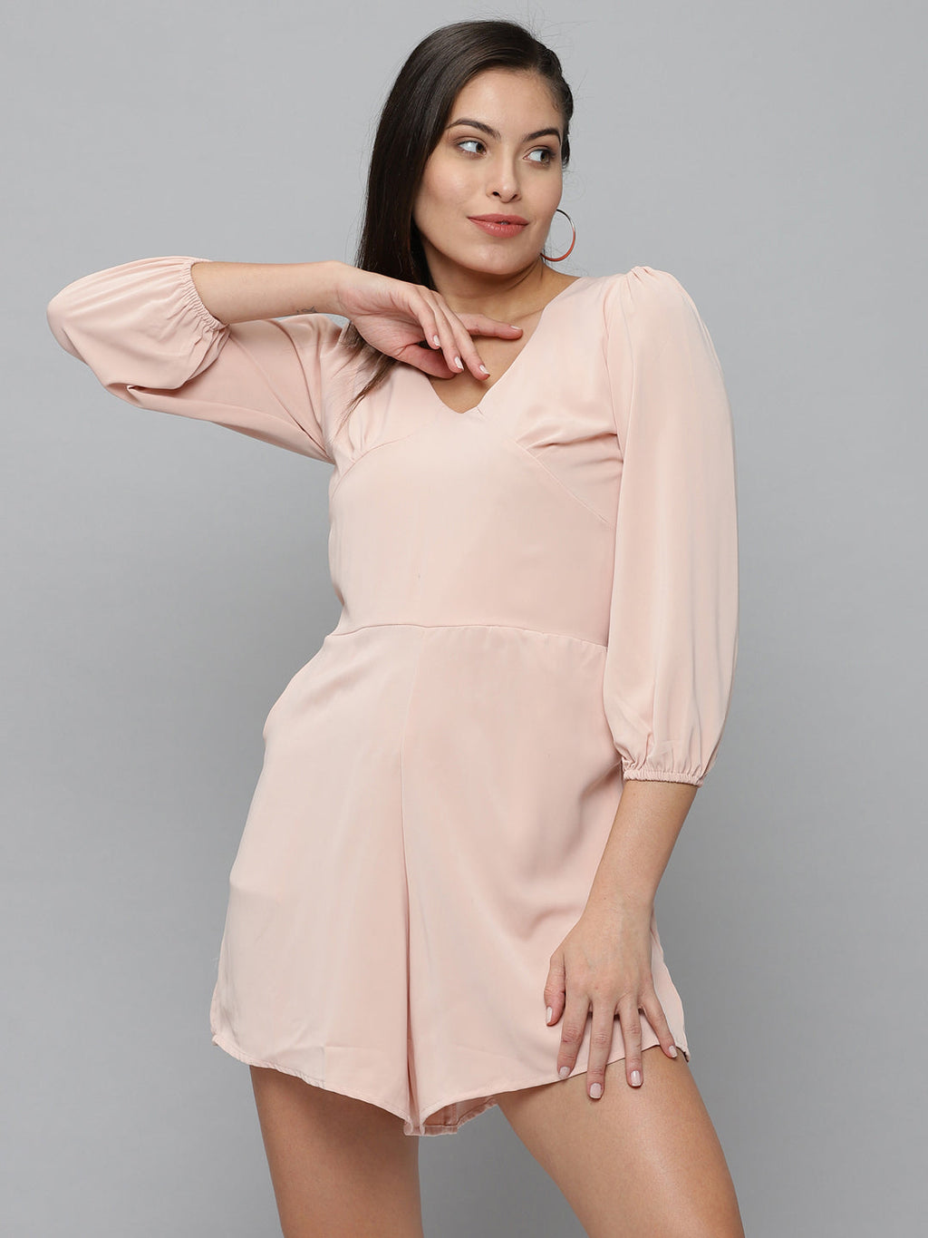 Women's Peach Solid V-Neck Three-Quarter Sleeves Jumpsuit