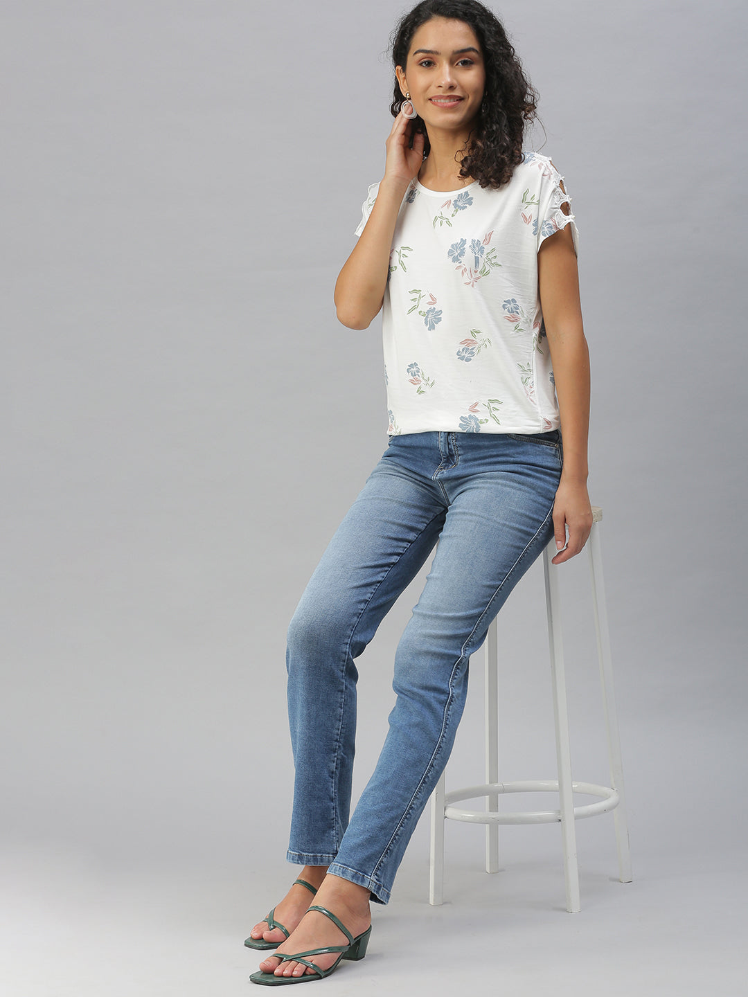 Women's White Floral Printed Knitted Top