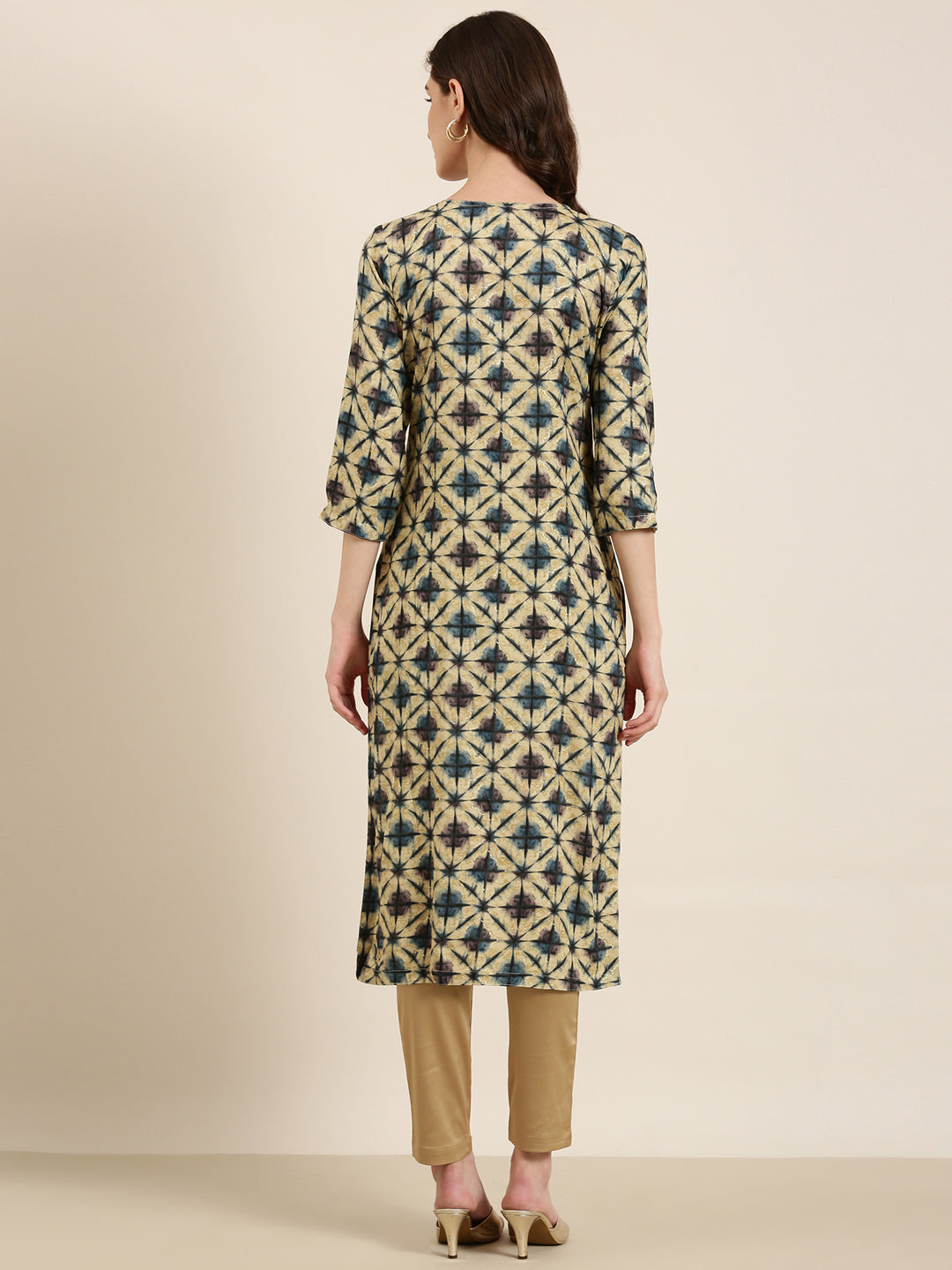 Women's Beige Tie & Dyed Thread Work Straight Kurta