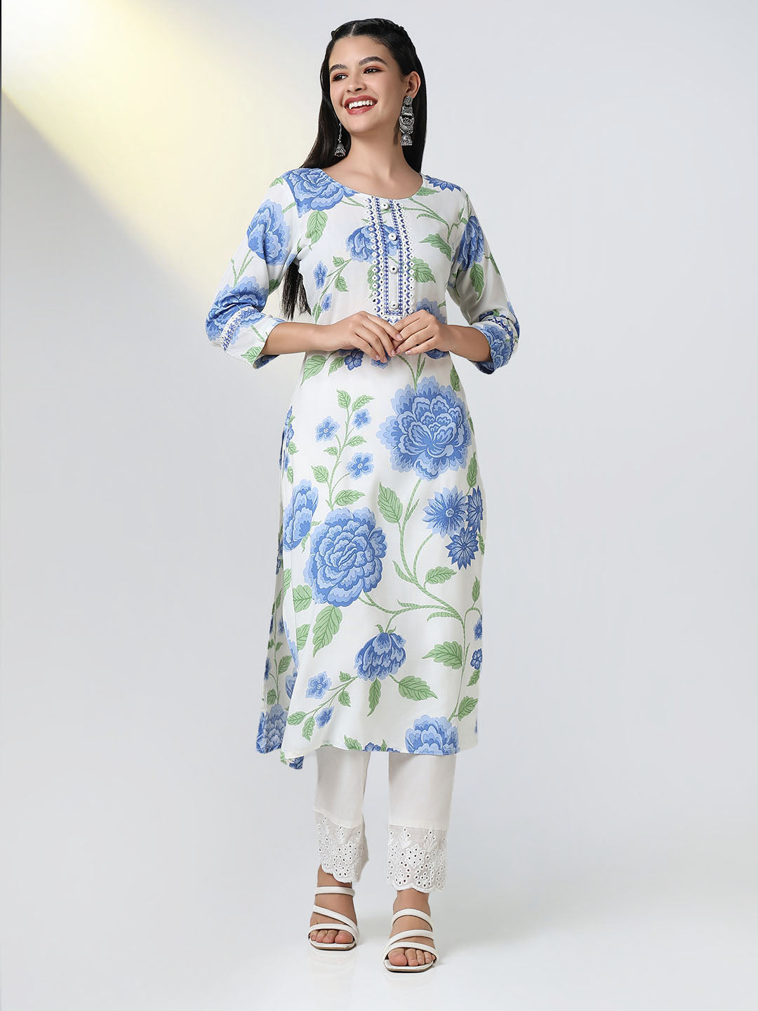 Women's Blue Floral Straight Kurta