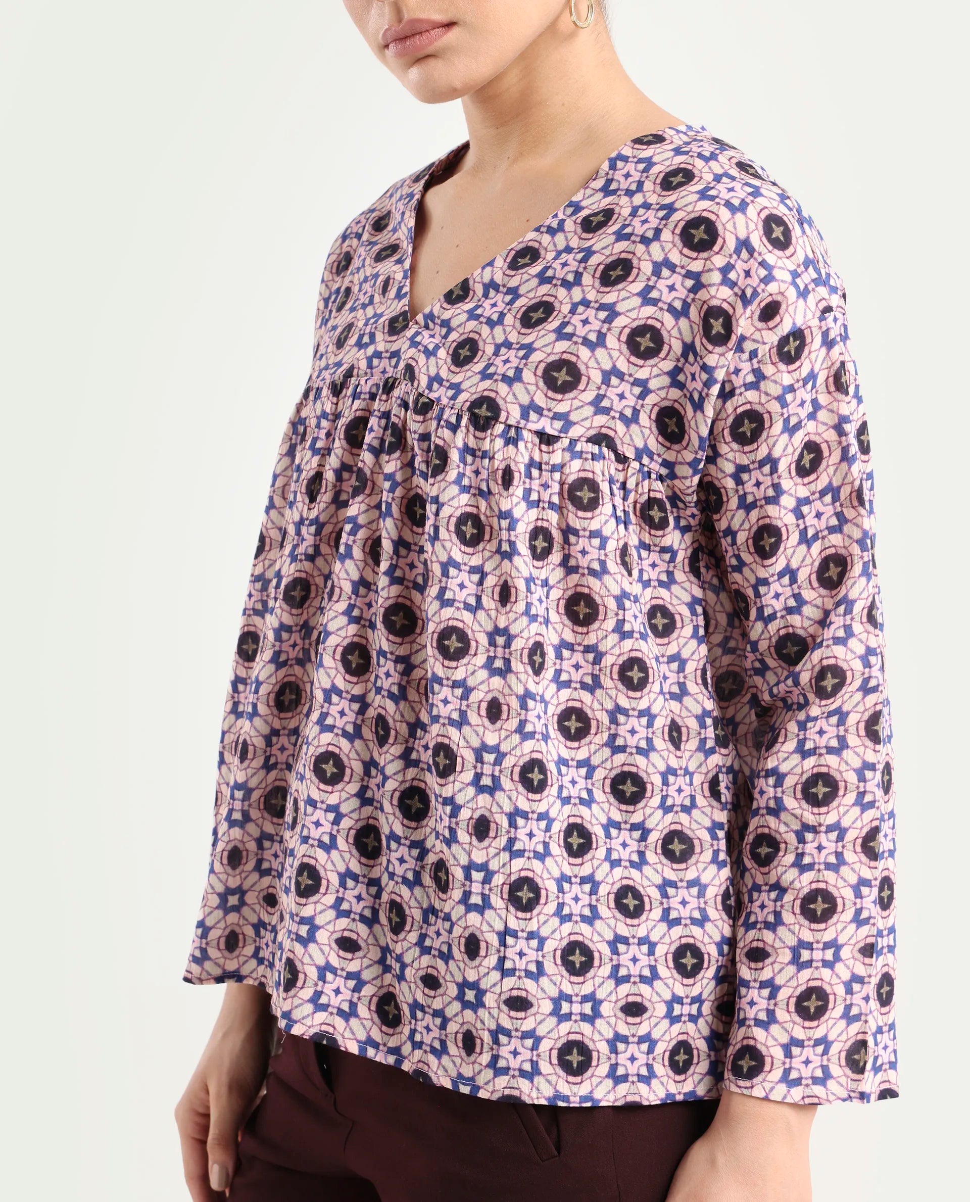 Rareism Women's Bina-T Multi Cotton Blend V-Neck Paisley Print Regular Fit Top
