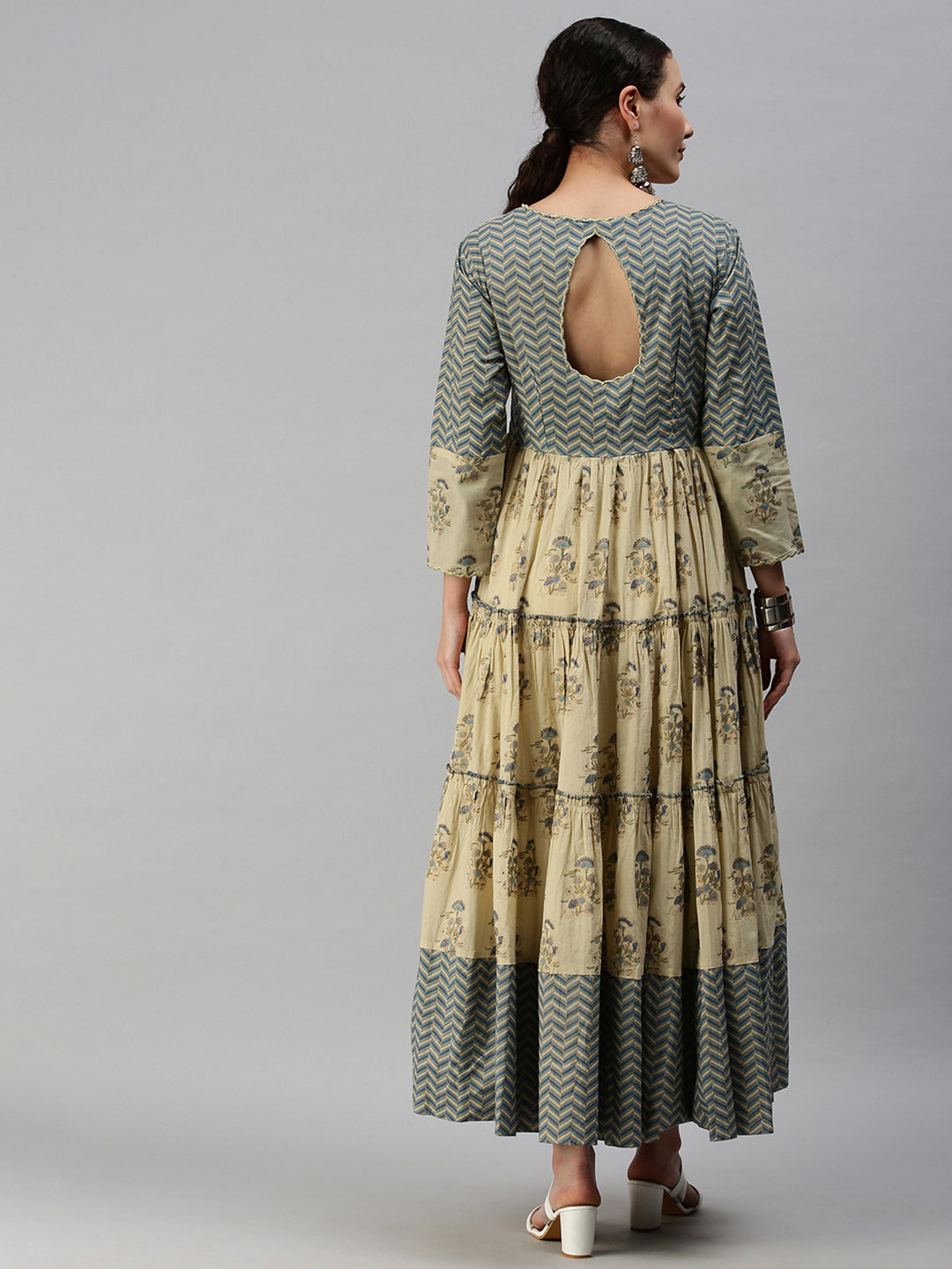 Women's Beige Chevron Printed Cold-Shoulder Sleeves Anarkali Kurta