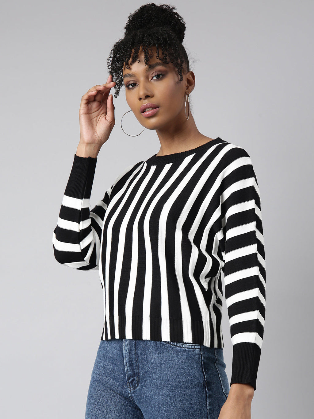 Women's Black Striped Round Neck Striped Extended Sleeves Top