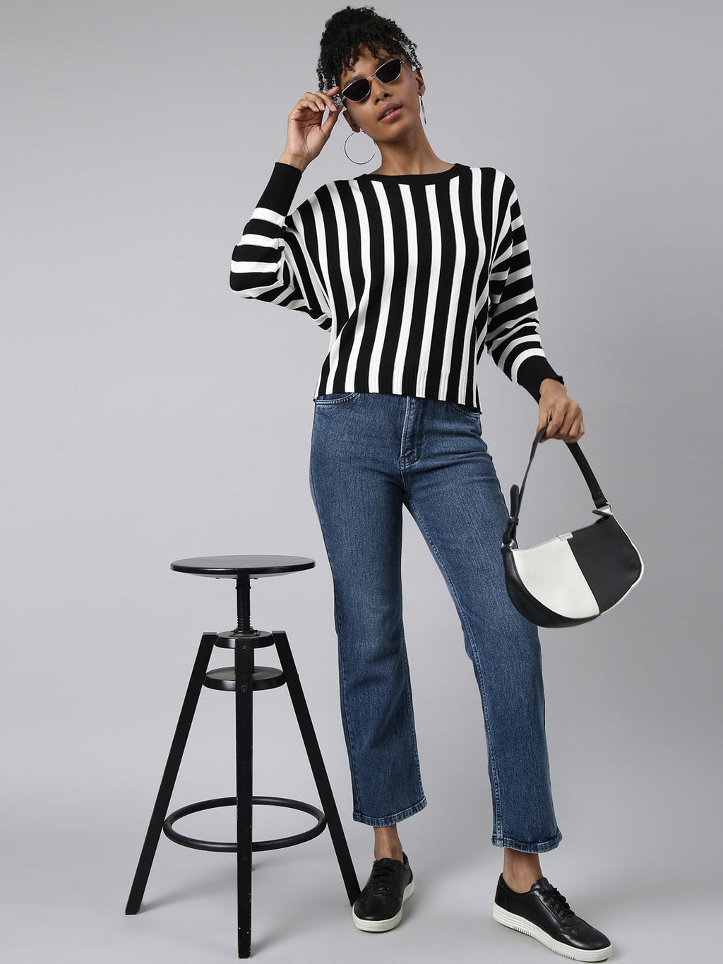 Women's Black Striped Round Neck Striped Extended Sleeves Top