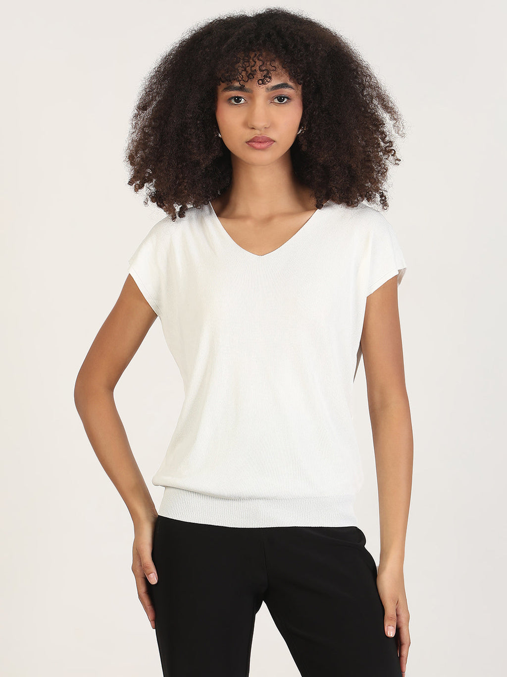 Women's White Extended Sleeves V-Neck Solid Top