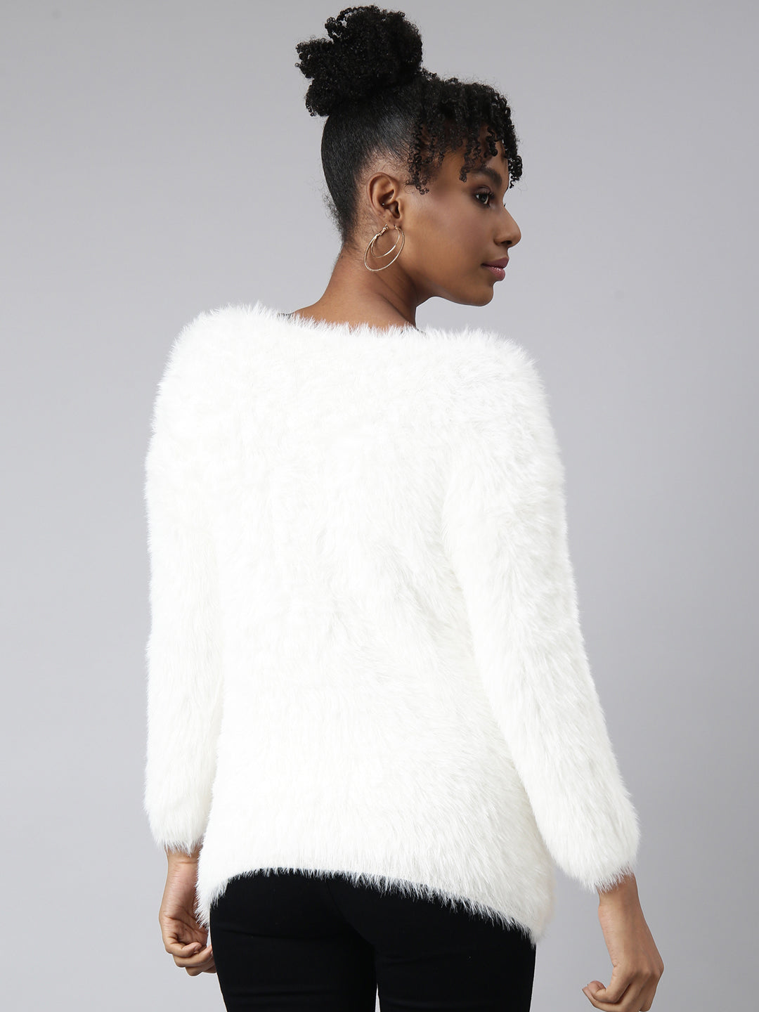 Women's White V-Neck Long Sleeves Blouson Regular Top
