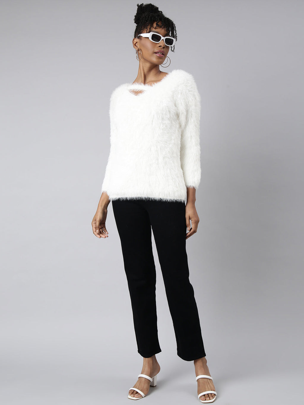 Women's White V-Neck Long Sleeves Blouson Regular Top