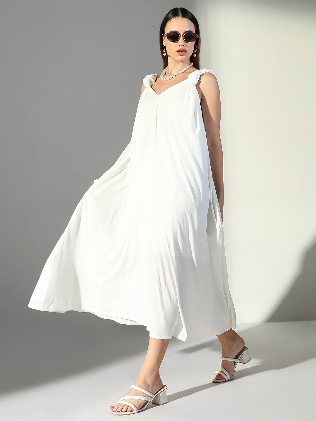 Women's White Knot Strap V-Neck A-Line Midi Dress