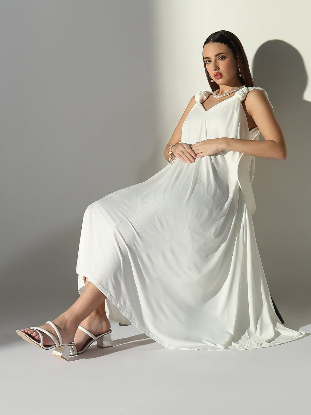Women's White Knot Strap V-Neck A-Line Midi Dress