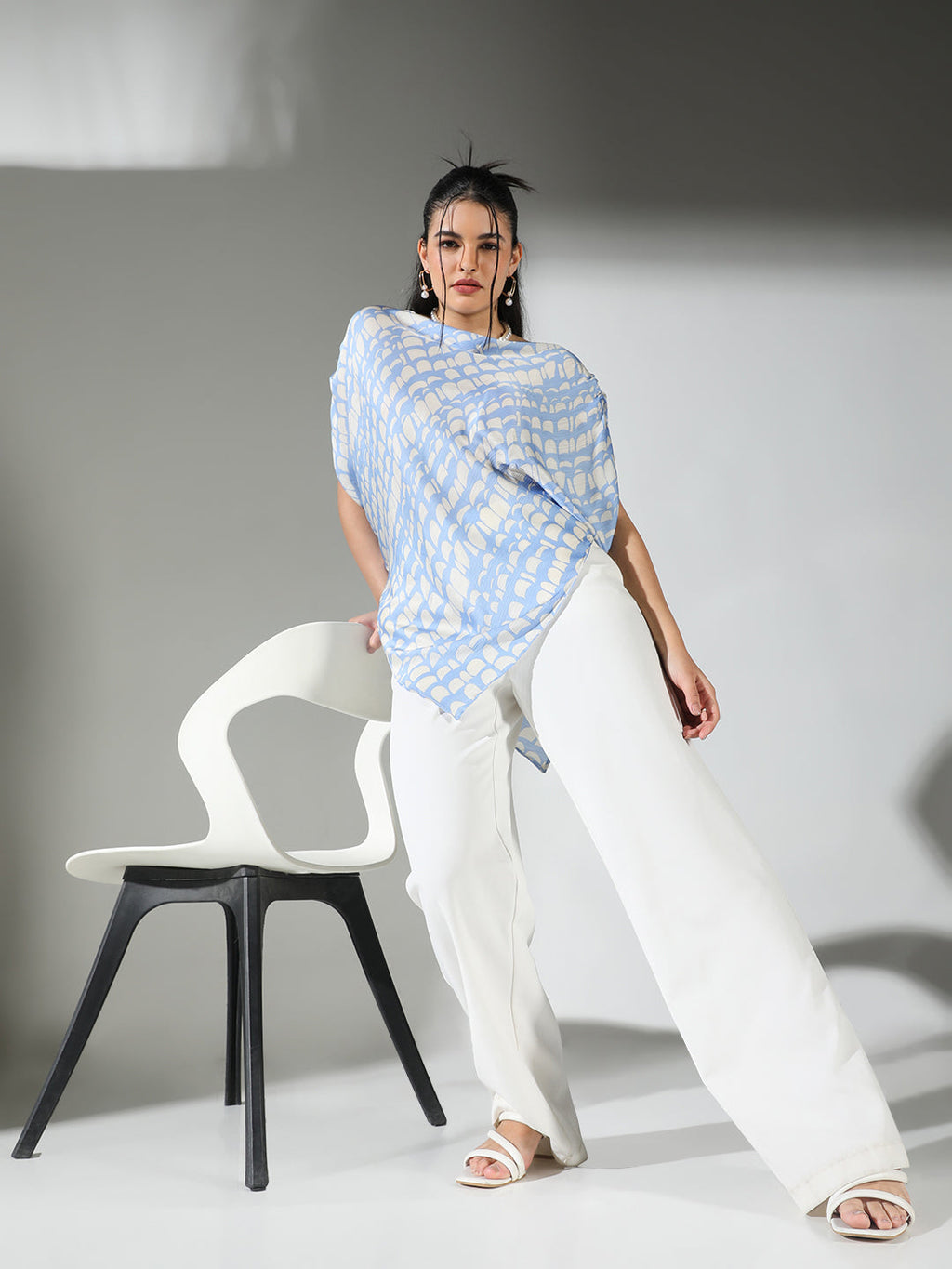 Women's Abstract Print Blue Asymmetric Top