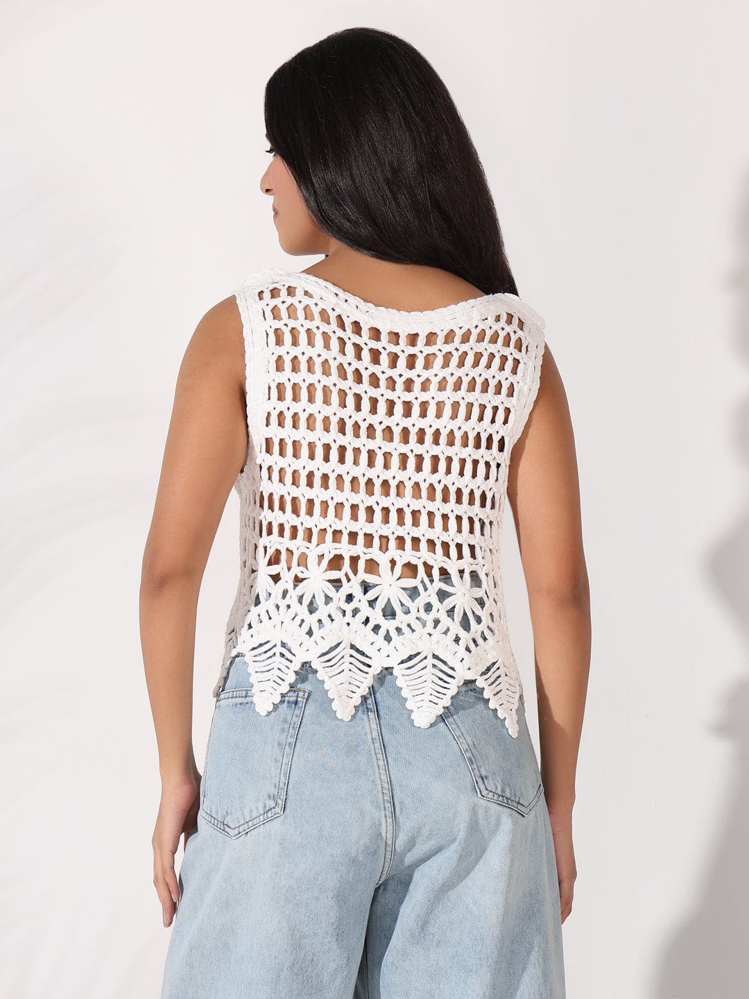 Women's White Round Neck Crop Top