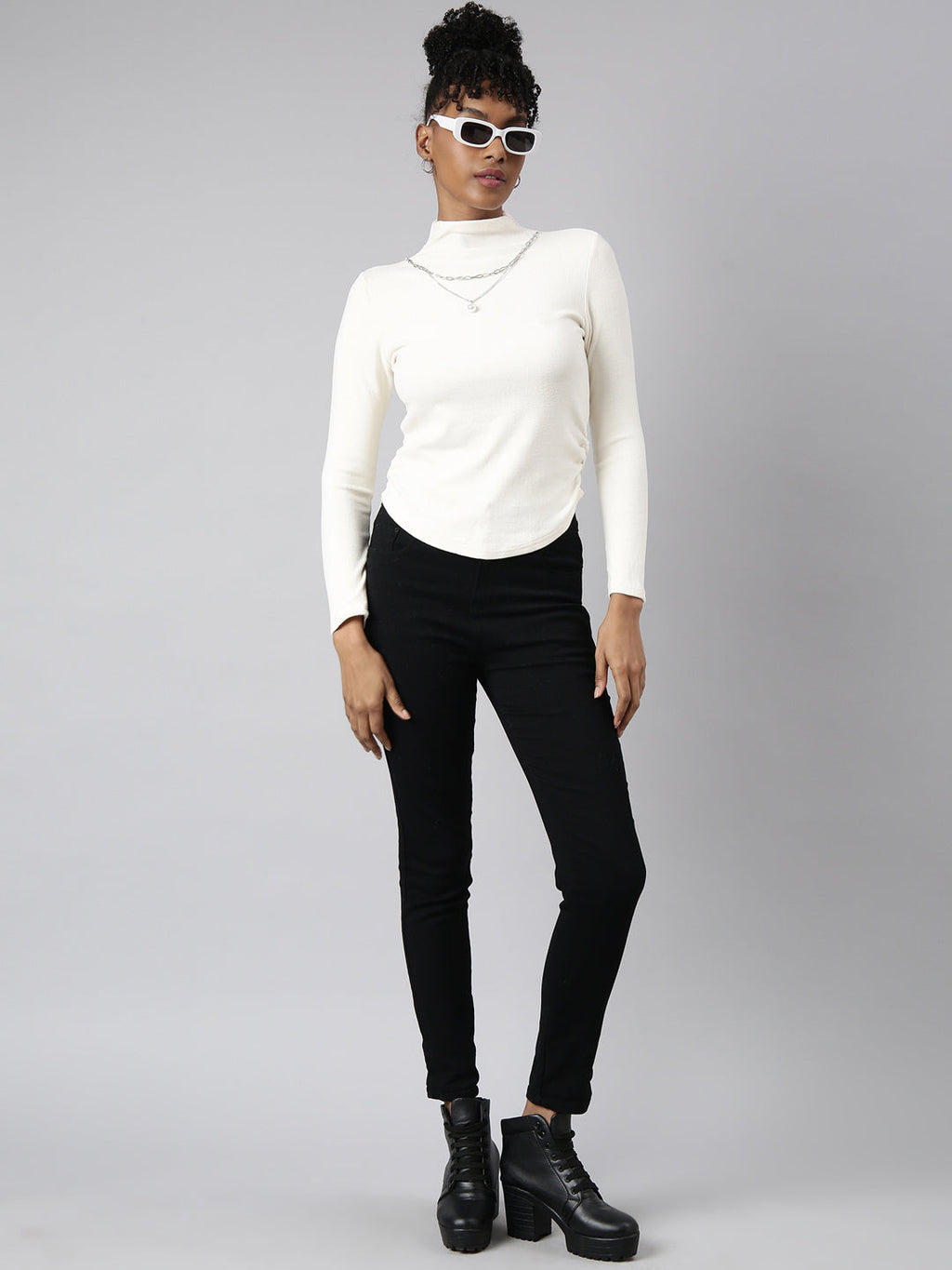 Women's Cream Pack Velvet Fitted Top Comes With Chain