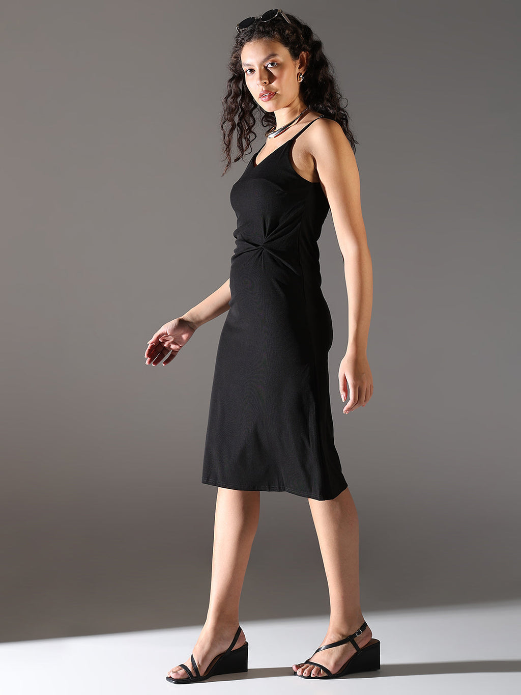 Women's Black Twisted Detail A-Line Midi Dress