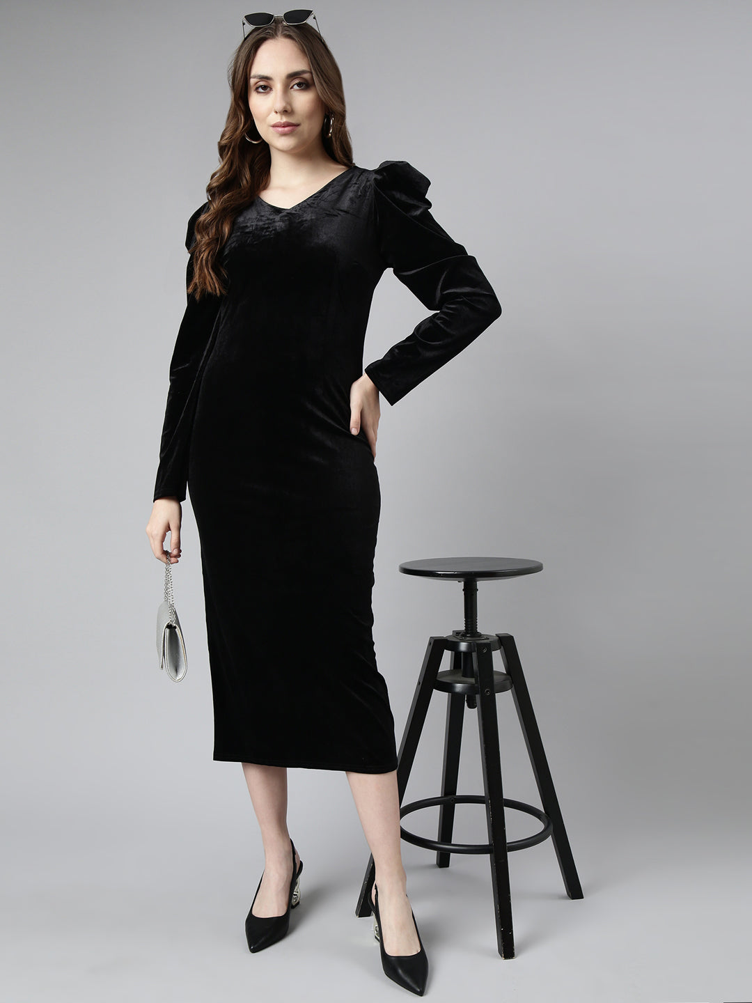 Women's Black V-Neck Long Sleeves Bodycon Midi Dress