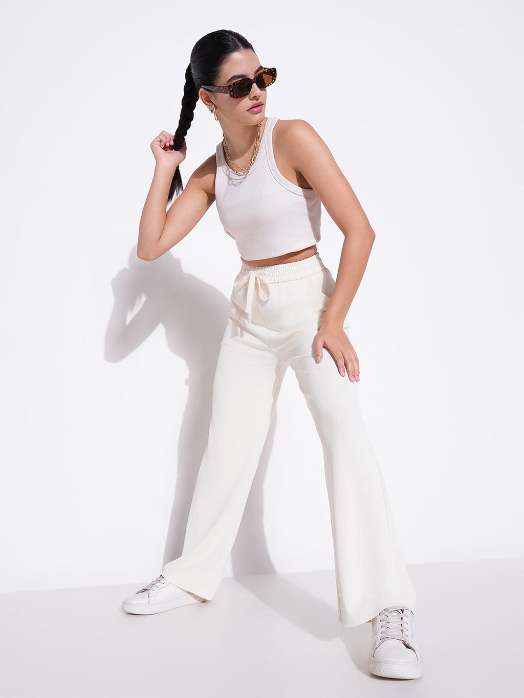 Women's Cream Comfort Regular Fit Mid-Rise Parallel Trousers