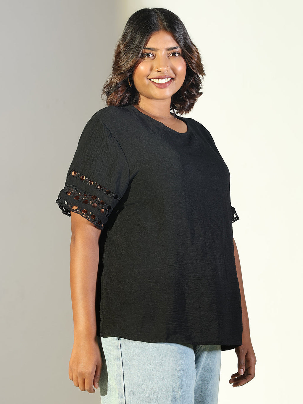 Women's Black Round Neck Top