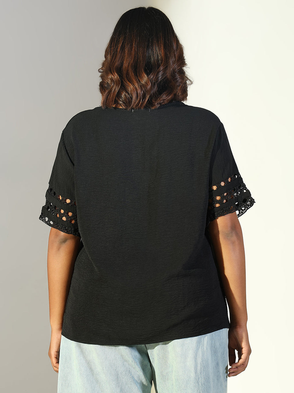 Women's Black Round Neck Top