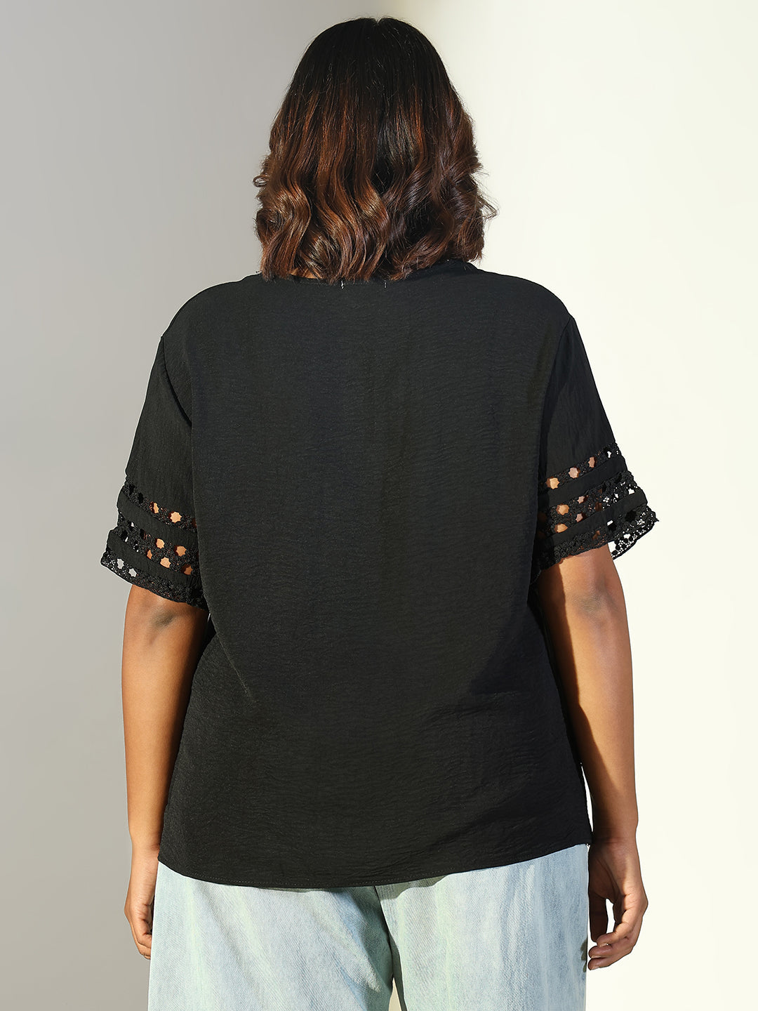 Women's Black Round Neck Top