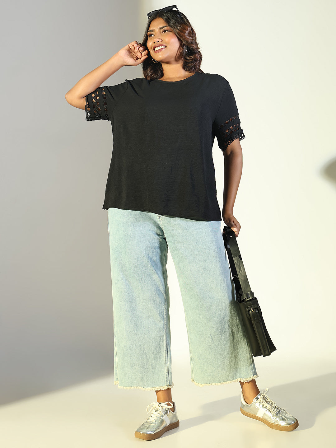 Women's Black Round Neck Top