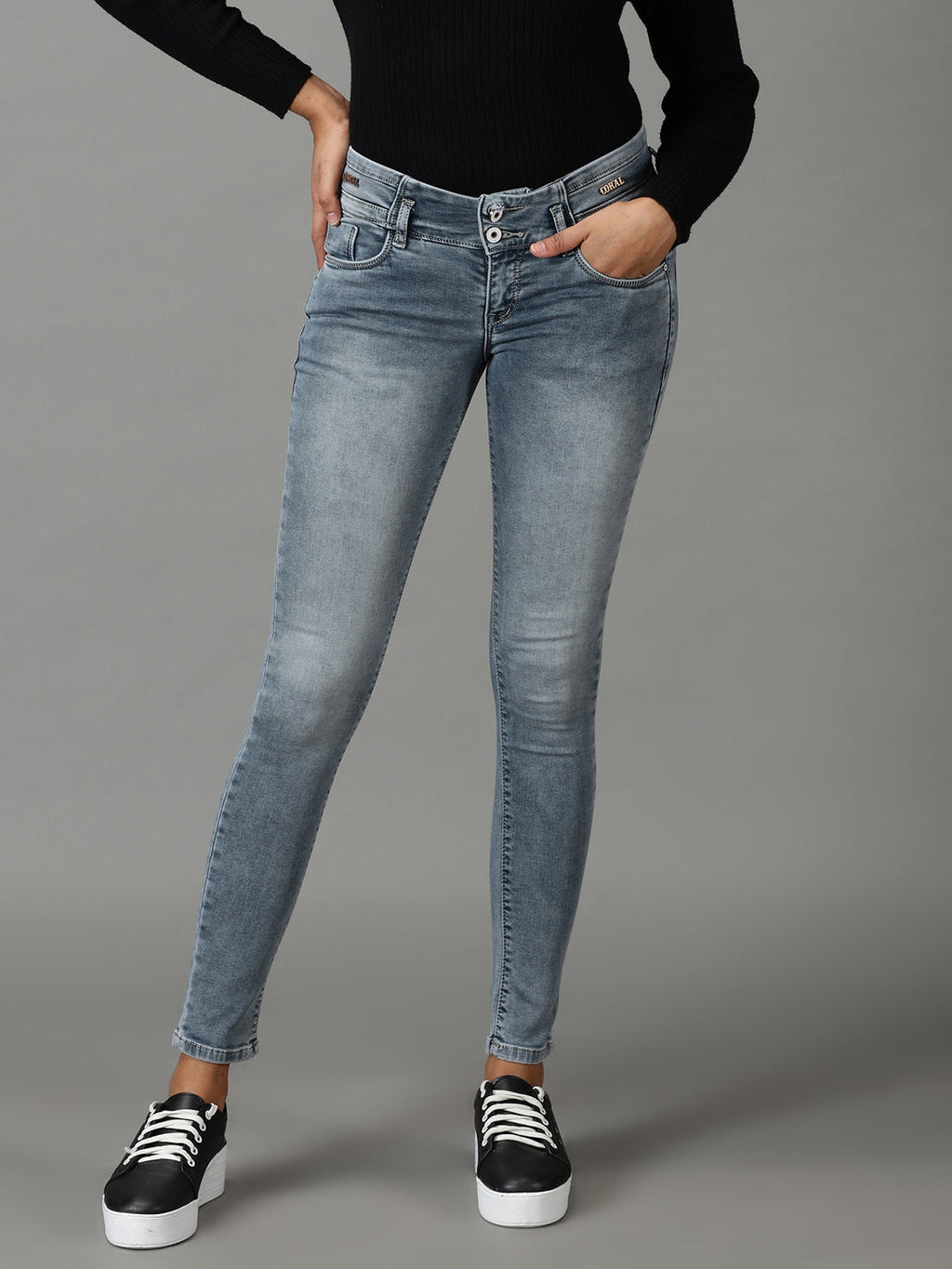 Women's Grey Slim Fit Light Fade Acid Wash Stretchable Jeans