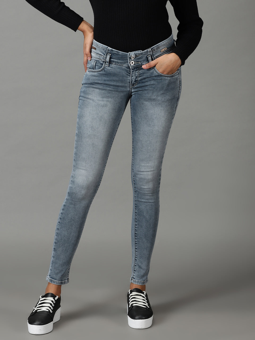 Women's Grey Slim Fit Light Fade Acid Wash Stretchable Jeans