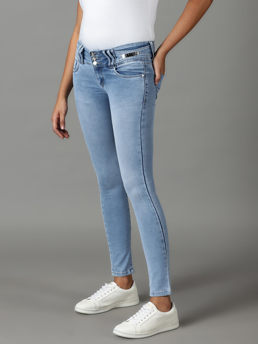Women's Blue Slim Fit Light Fade Cotton Stretchable Jeans