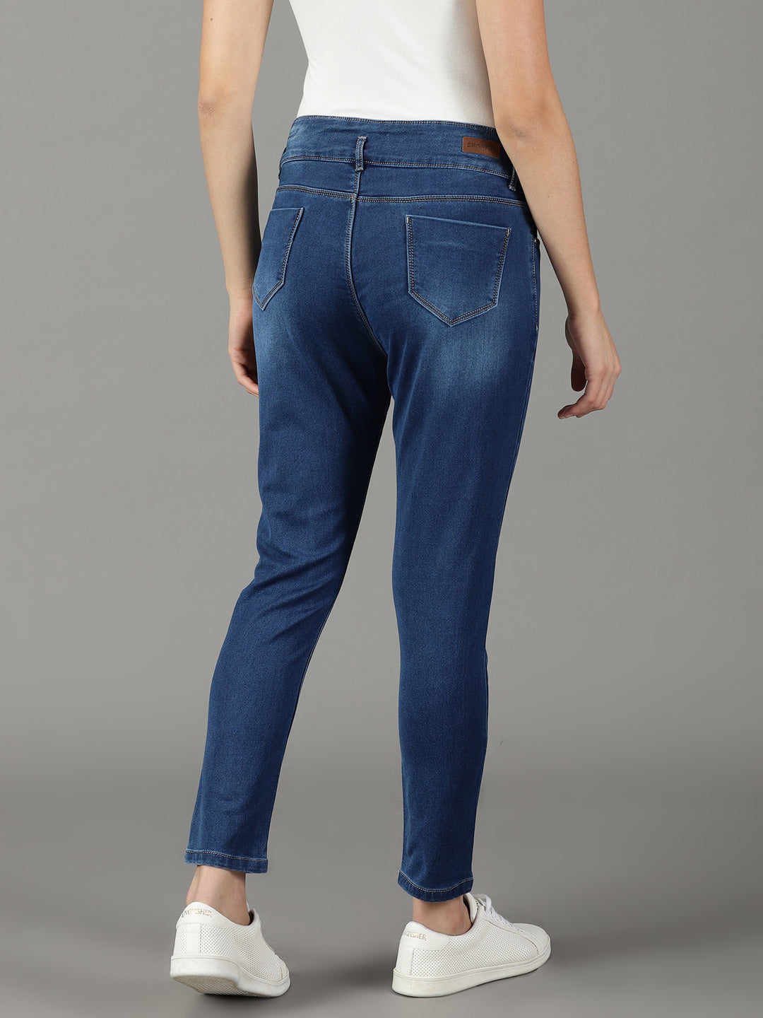 Women's Navy Blue Slim Fit Mid-Rise Light Fade Stretchable Jeans