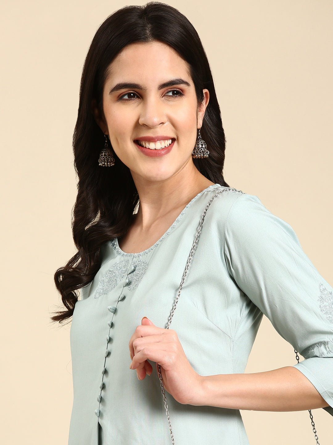 Women's Sea Green Floral Embroidered Straight Kurta