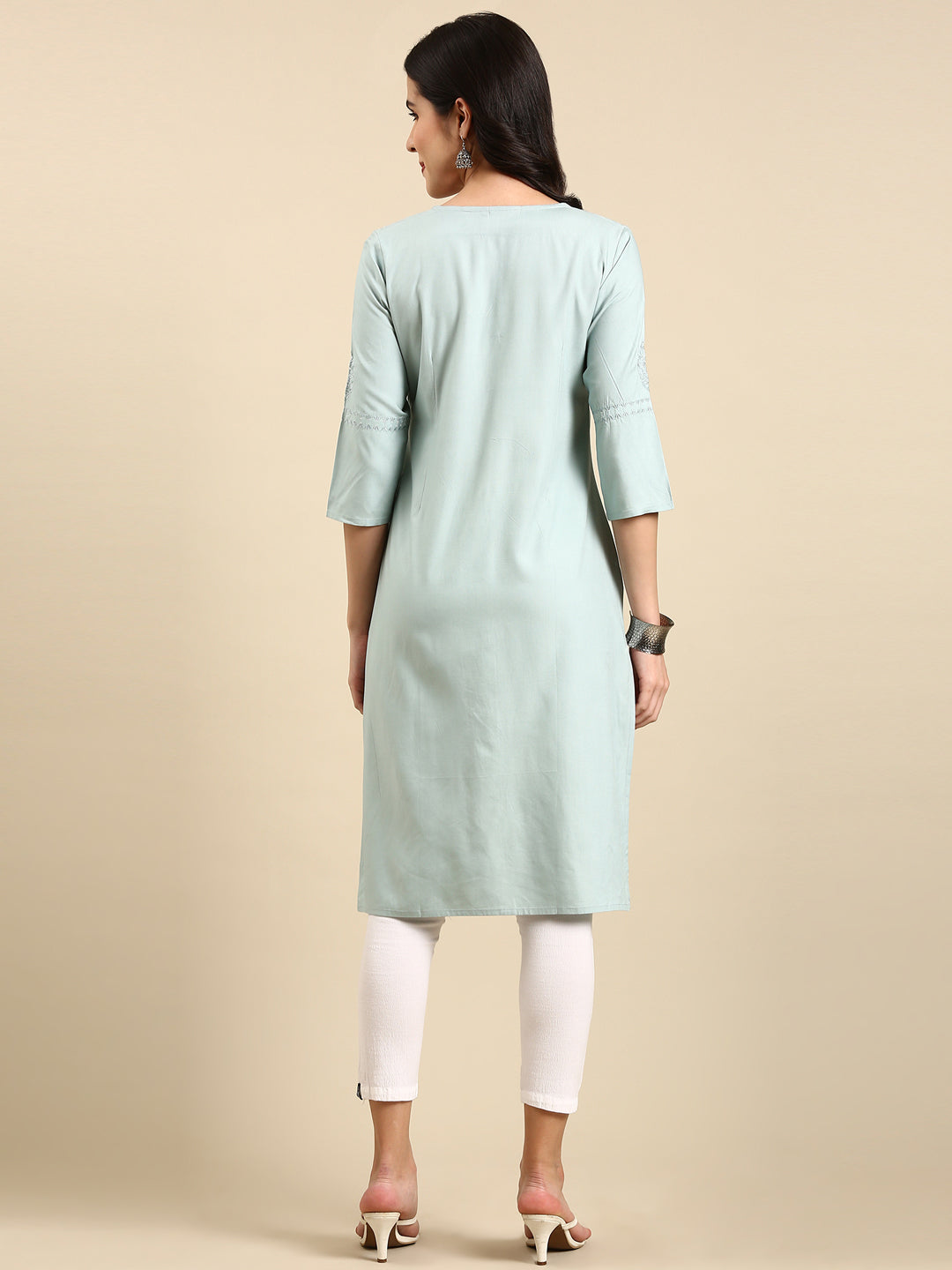 Women's Sea Green Floral Embroidered Straight Kurta