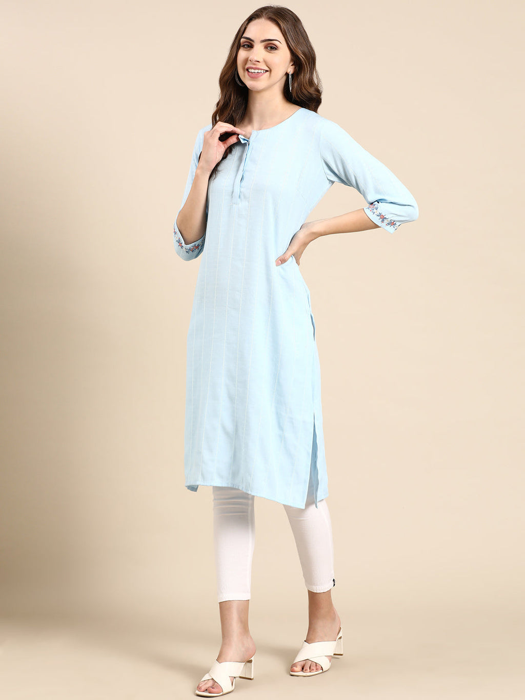 Women's Blue Striped Thread Work Straight Kurta