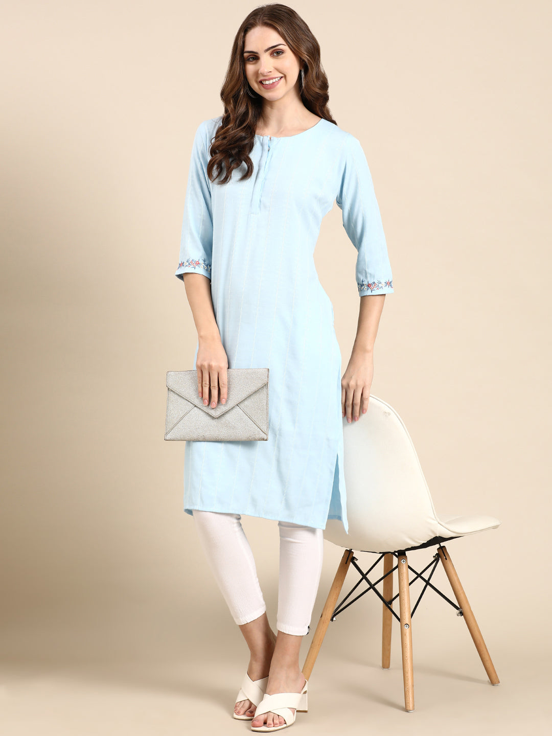 Women's Blue Striped Thread Work Straight Kurta
