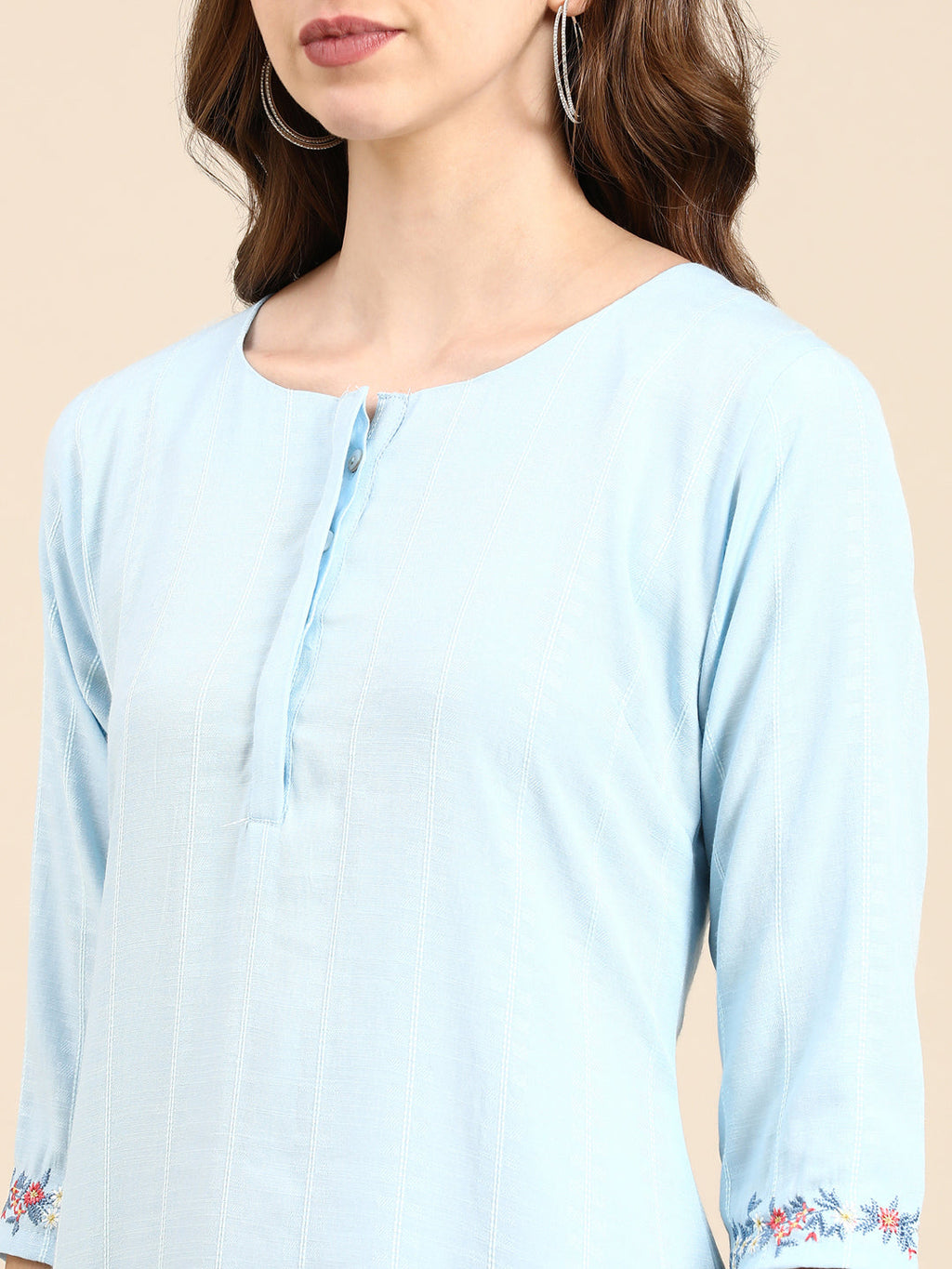 Women's Blue Striped Thread Work Straight Kurta