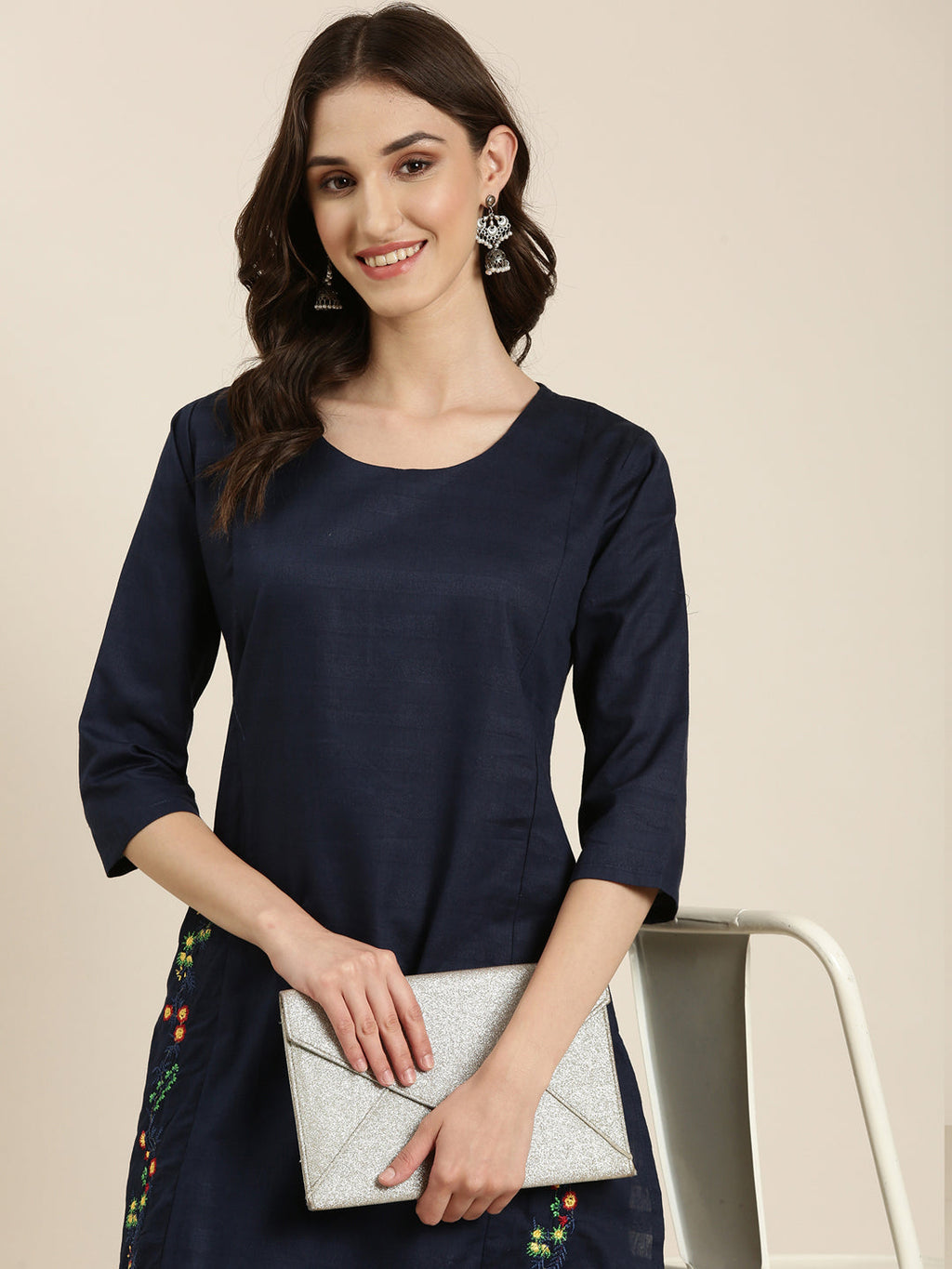 Women's Navy Blue Floral Embroidered Straight Kurta