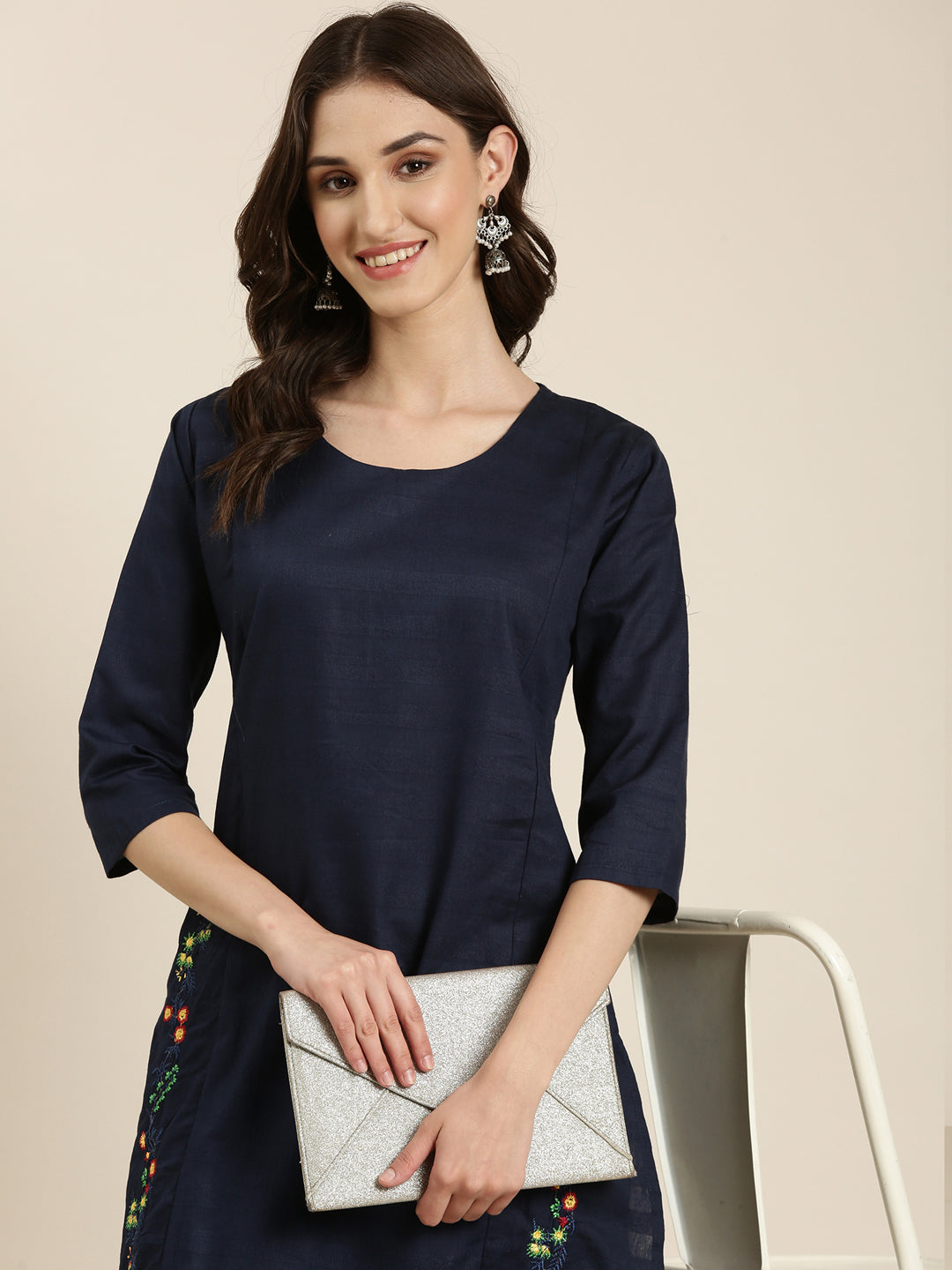 Women's Navy Blue Floral Embroidered Straight Kurta