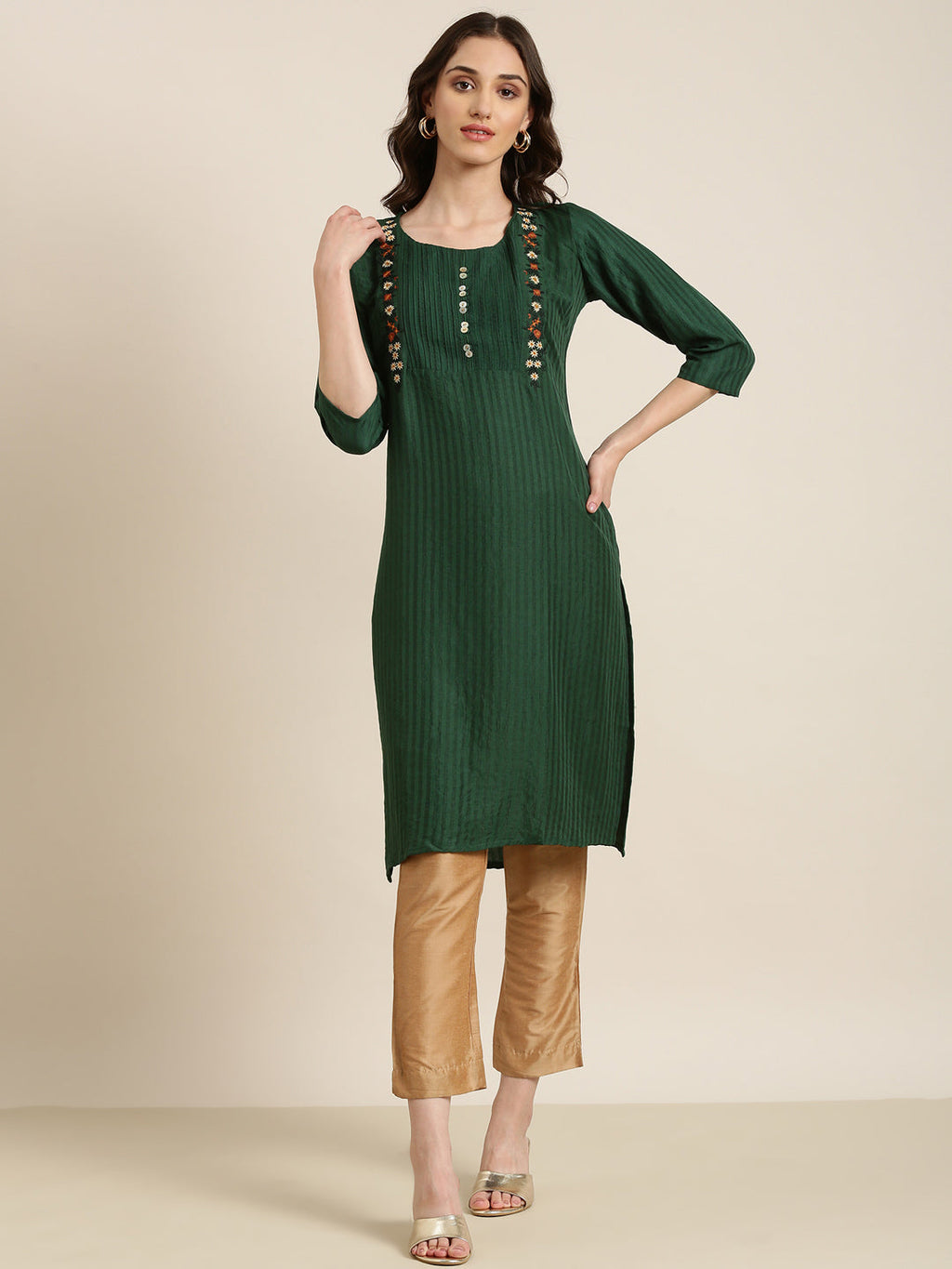 Women's Green Striped Cotton Thread Work Straight Kurta