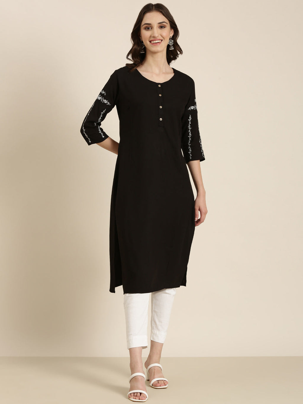 Women's Black Round Neck Straight Kurta
