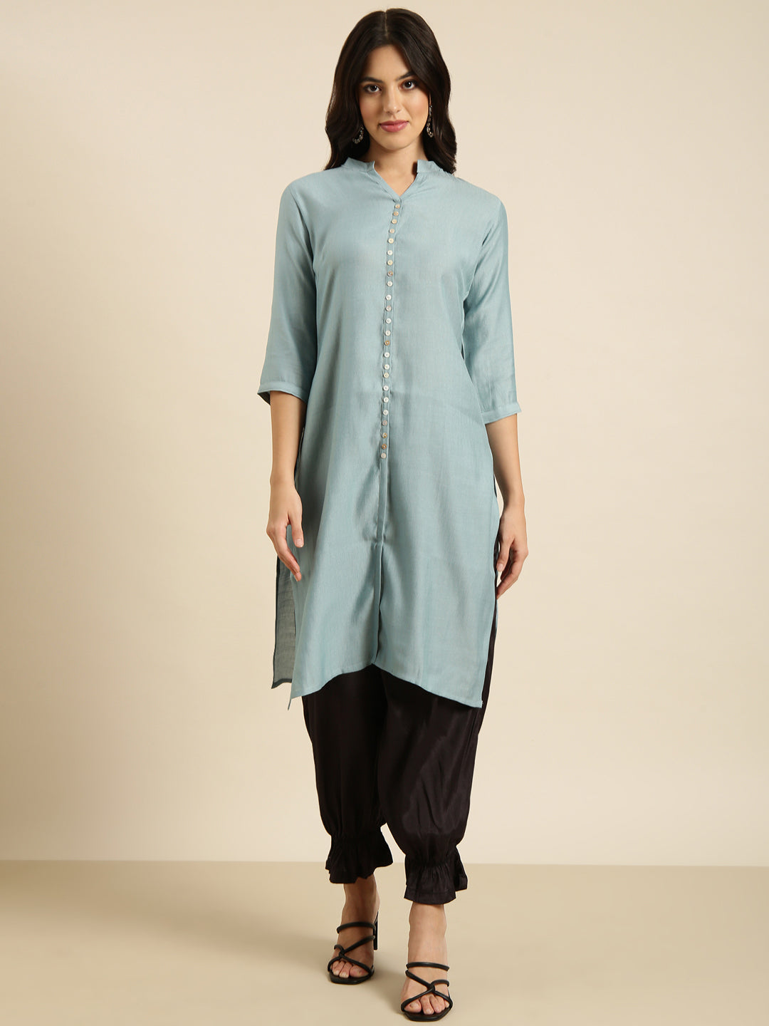 Women's Straight Grey Solid Kurta