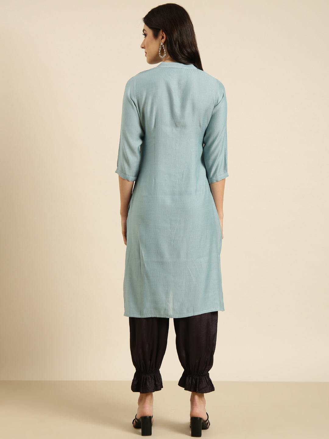 Women's Straight Grey Solid Kurta