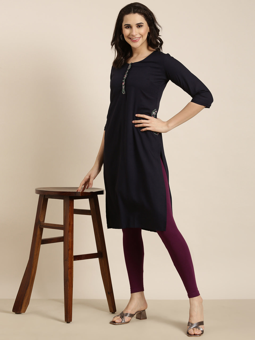 Women's Straight Navy Blue Solid Kurta