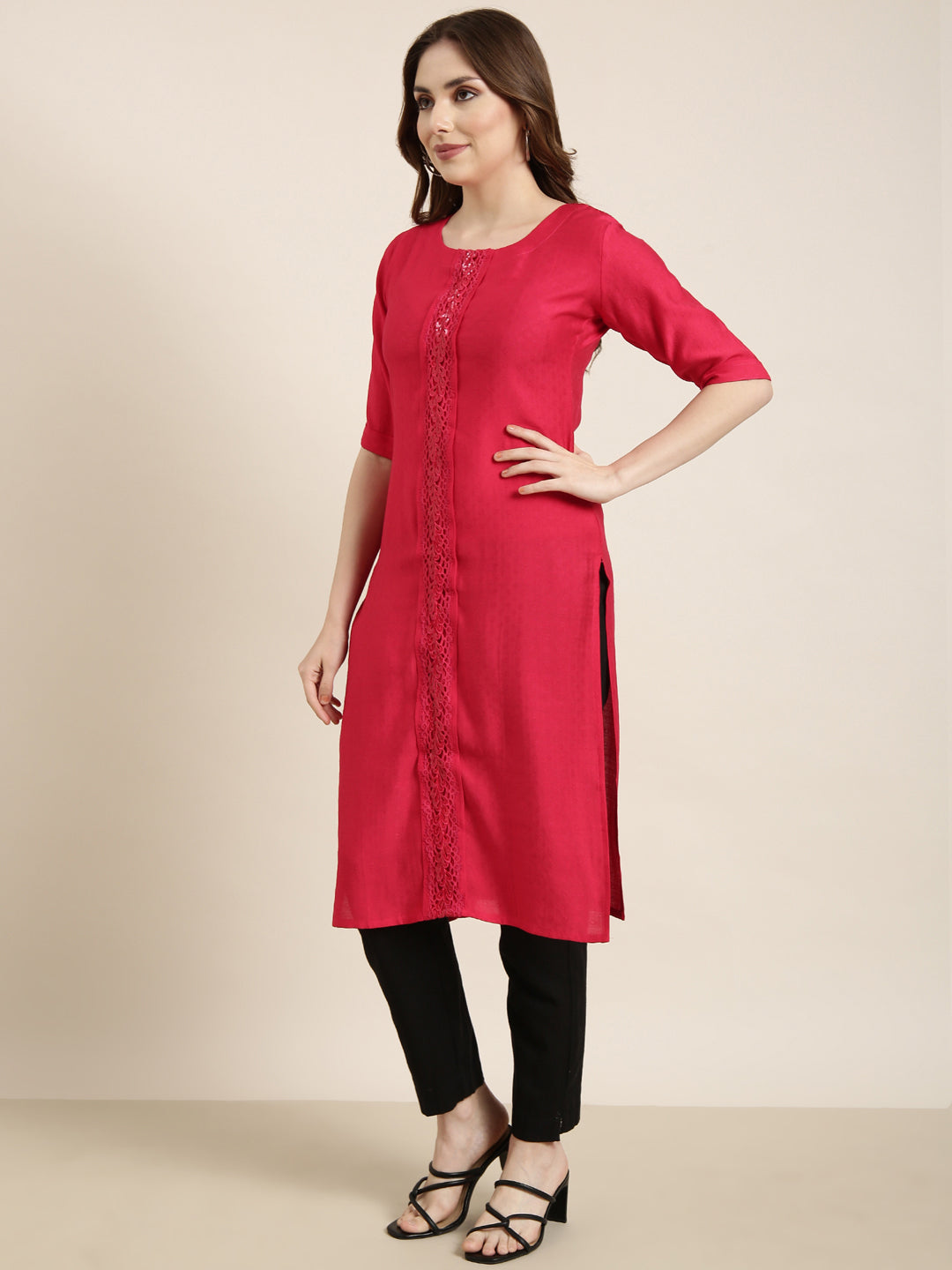Women's Straight Pink Solid Kurta