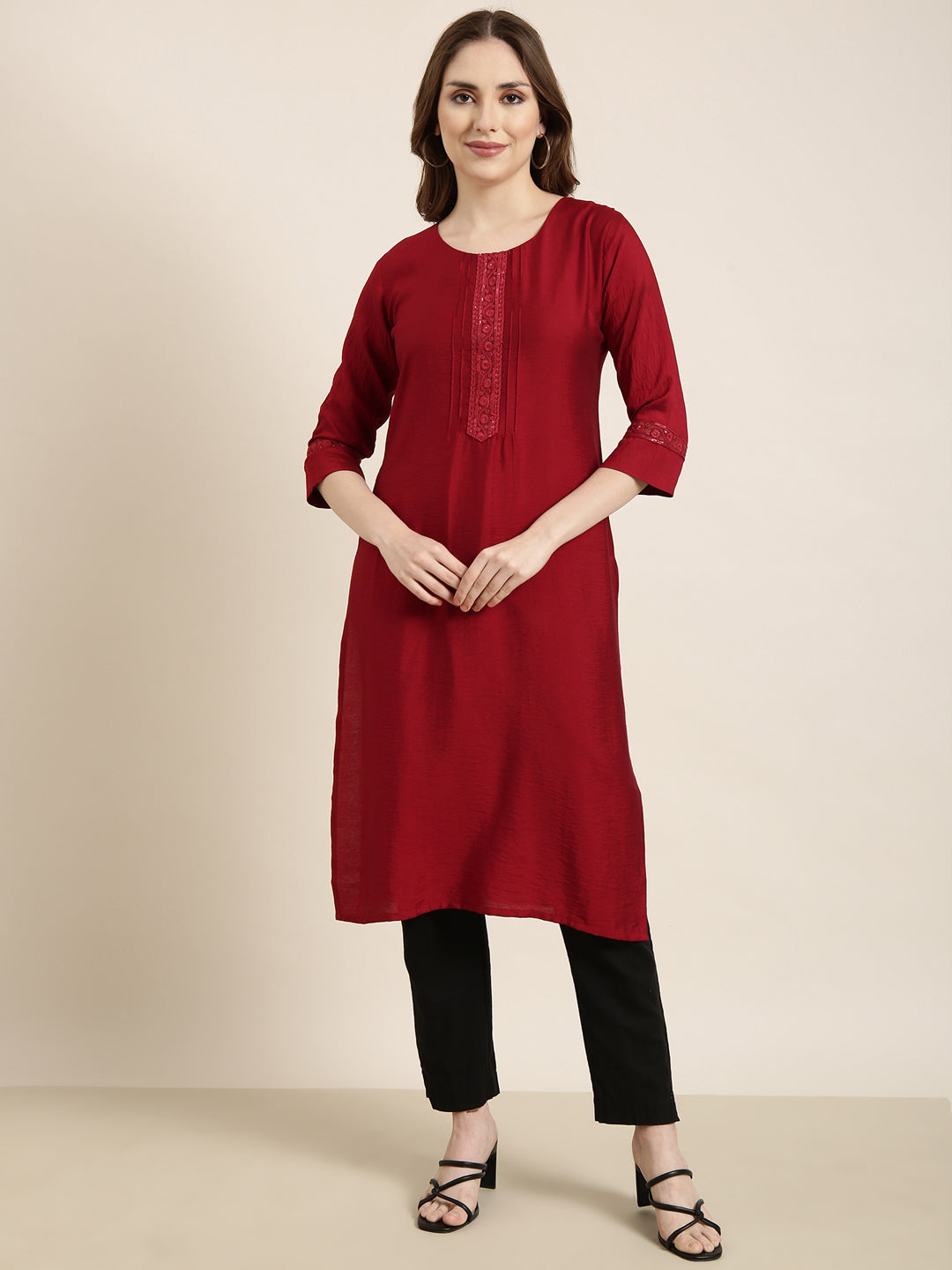 Women's Straight Maroon Solid Kurta